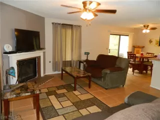 Photo #6: 2158263 Listing 