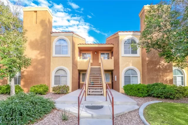 MLS: 2158276 Condo For Sale