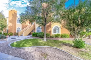 Photo #2: 2158276 Listing 