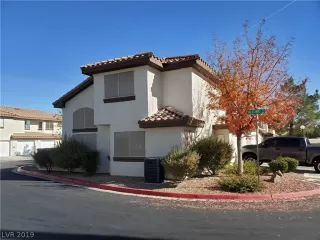 Photo #1: 2158362 Listing