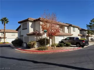 Photo #2: 2158362 Listing