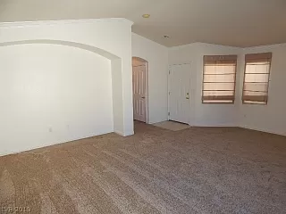 Photo #4: 2158405 Listing 