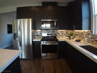 Photo #6: 2158446 Listing 