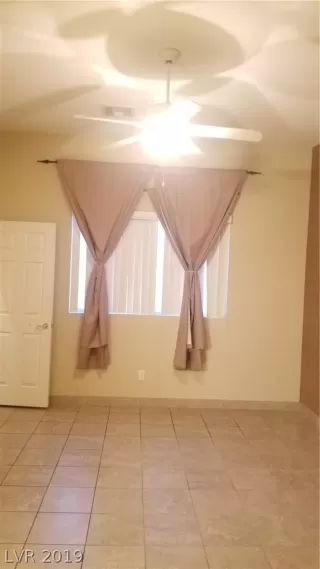 Photo #6: 2158458 Listing 