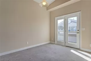 Photo #6: 2158462 Listing