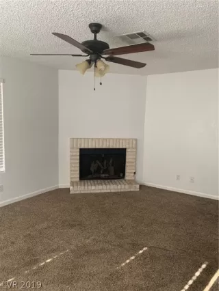 Photo #3: 2158478 Listing