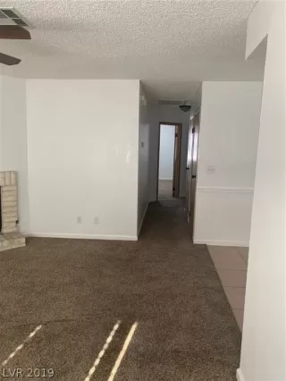 Photo #4: 2158478 Listing