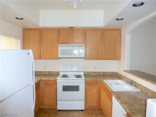 Photo #2: 2158496 Listing 