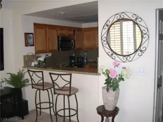 Photo #6: 2158501 Listing 