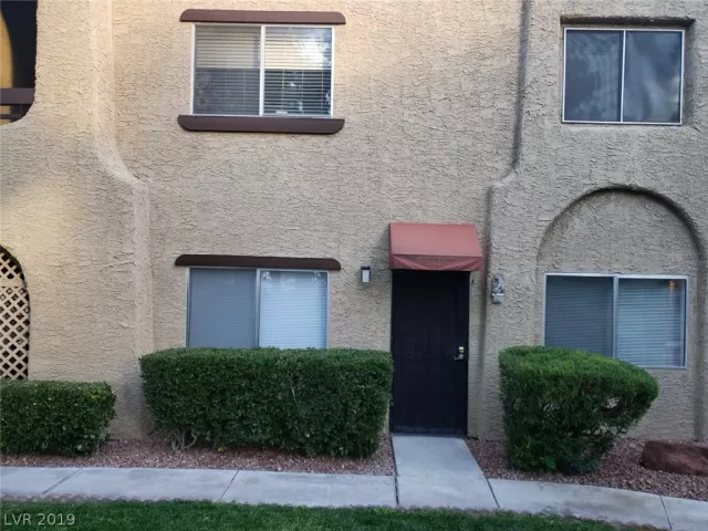 MLS: 2158508 Condo For Sale