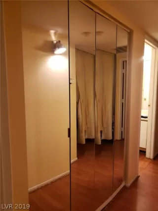 Photo #3: 2158508 Listing