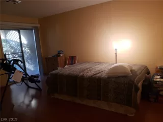 Photo #5: 2158508 Listing