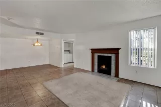 Photo #1: 2158534 Listing