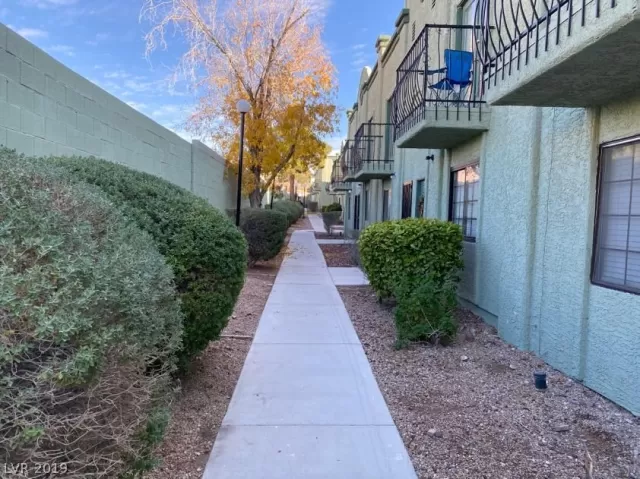 MLS: 2158559 Condo For Sale