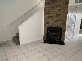 Photo #2: 2158559 Listing