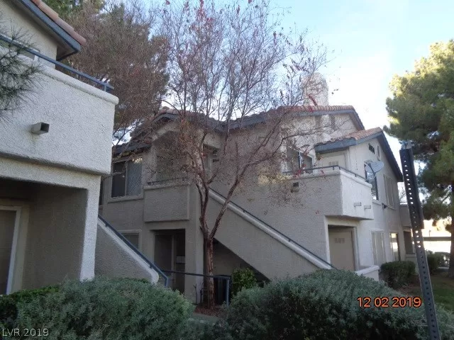 MLS: 2158584 Condo For Sale