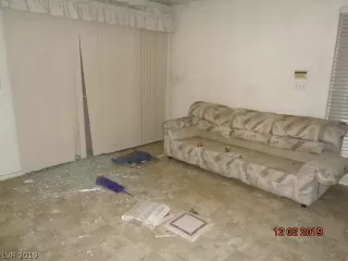 Photo #4: 2158584 Listing