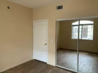 Photo #4: 2158599 Listing 