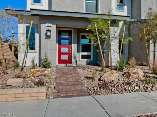 Photo #3: 2158606 Listing