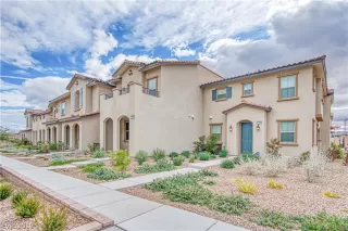 Photo #1: 2158681 Listing