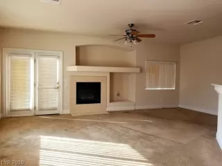 Photo #2: 2158725 Listing 