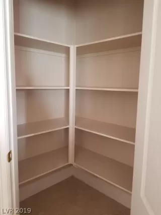 Photo #6: 2158725 Listing 