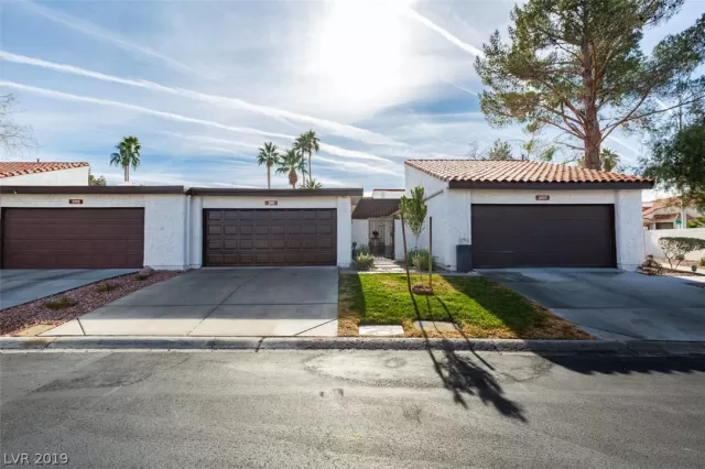 MLS: 2158728 Condo For Sale