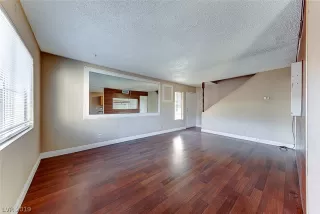 Photo #1: 2158766 Listing