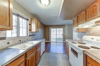 Photo #2: 2158766 Listing