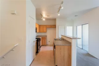 Photo #5: 2158821 Listing