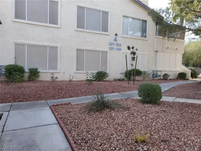 MLS: 2158847 Condo For Sale