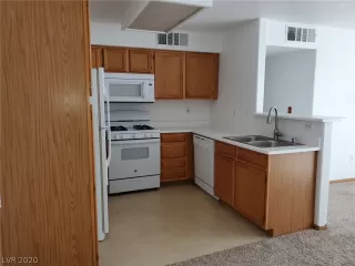 Photo #4: 2158847 Listing 