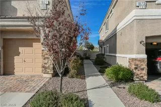 Photo #4: 2158923 Listing