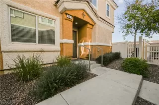 Photo #5: 2158923 Listing