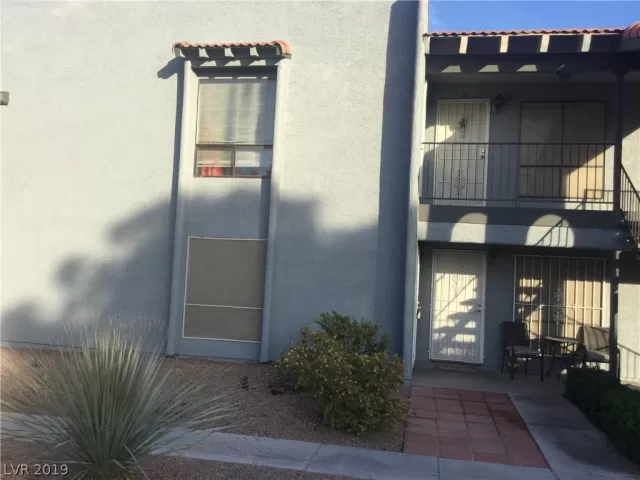 MLS: 2158929 Condo For Sale