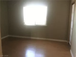 Photo #4: 2158929 Listing 