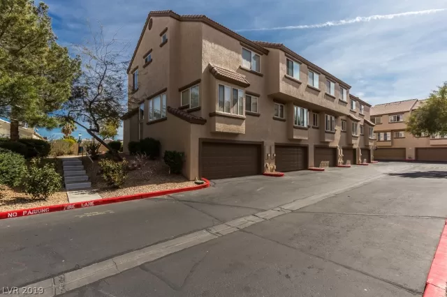 MLS: 2158932 Condo For Sale