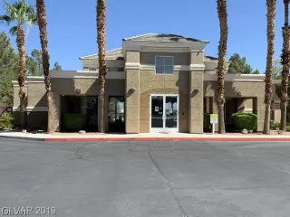 Photo #4: 2158943 Listing