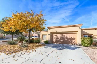 Photo #3: 2158949 Listing