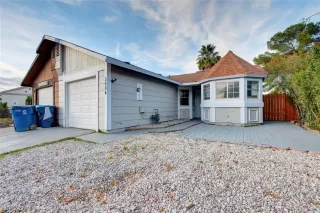 Photo #2: 2158978 Listing 