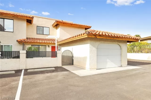 MLS: 2159022 Condo For Sale