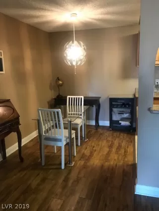 Photo #1: 2159040 Listing