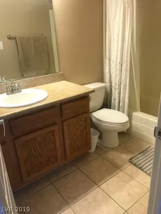 Photo #5: 2159040 Listing