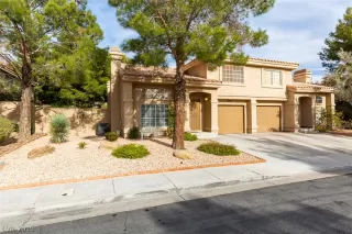 Photo #1: 2159091 Listing