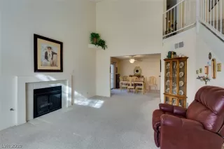 Photo #3: 2159091 Listing