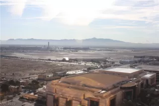 Photo #4: 2159235 Listing 