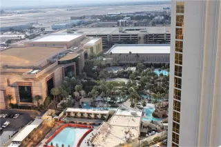 Photo #5: 2159235 Listing 