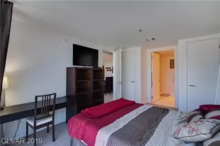 Photo #4: 2159279 Listing