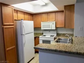 Photo #6: 2159340 Listing