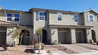 Photo #2: 2159457 Listing